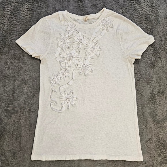 J. Crew Tops - J.Crew Ivory Slub Cotton T-Shirt with 3D Ribbon Flower Applique Womens Medium